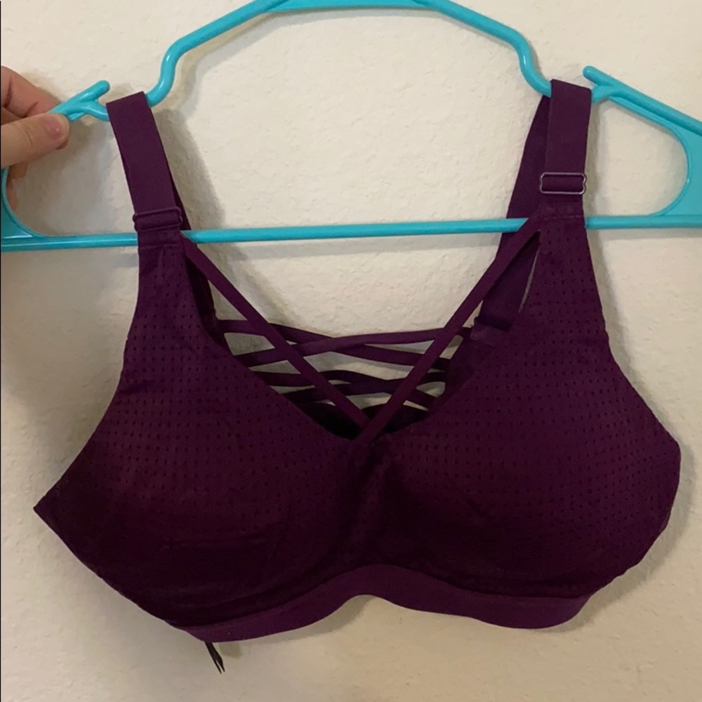 padded sports bra